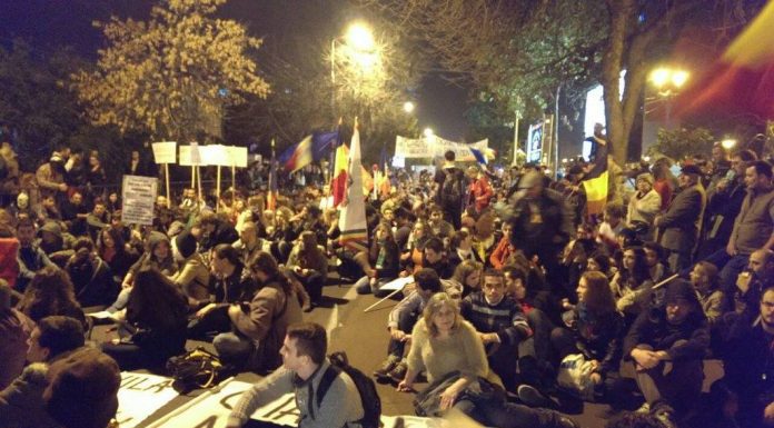 Si din nou protestam