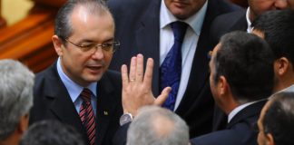 Parlamentarii PDL sunt dispusi sa demisioneze