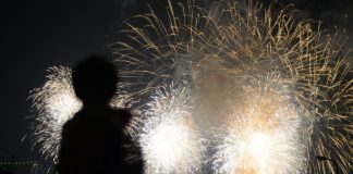 Revelion cu petarde politice la Nucsoara