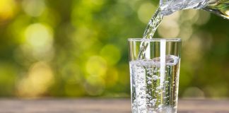 5 bauturi delicioase care iti potolesc setea si te ajuta sa slabesti