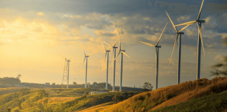 Mai multe proiecte eoliene pe uscat permise din nou in Anglia