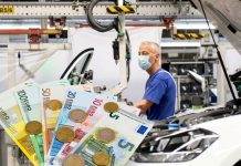 Cel mai mare sindicat din Germania incheie un acord privind salarizarea repartizat pe doi ani